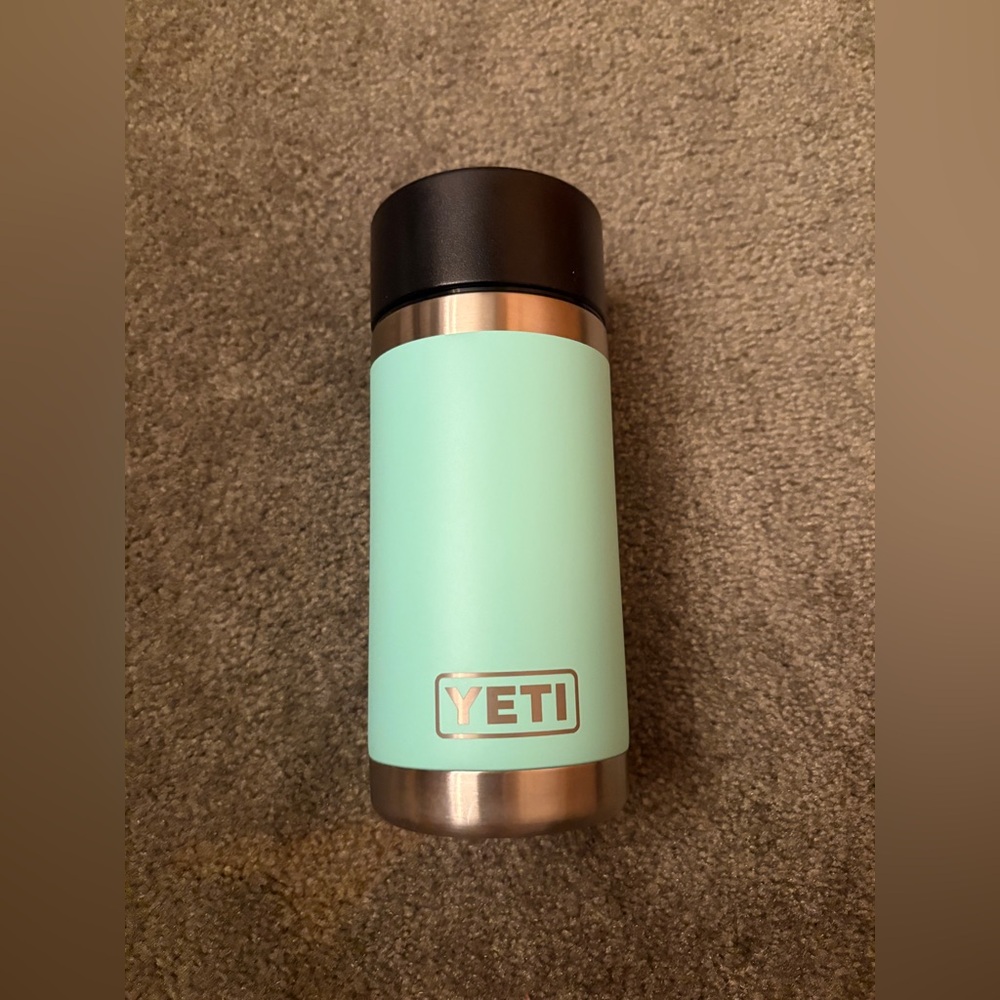 YETI 12oz TUMBLER TURQUOISE COLOR